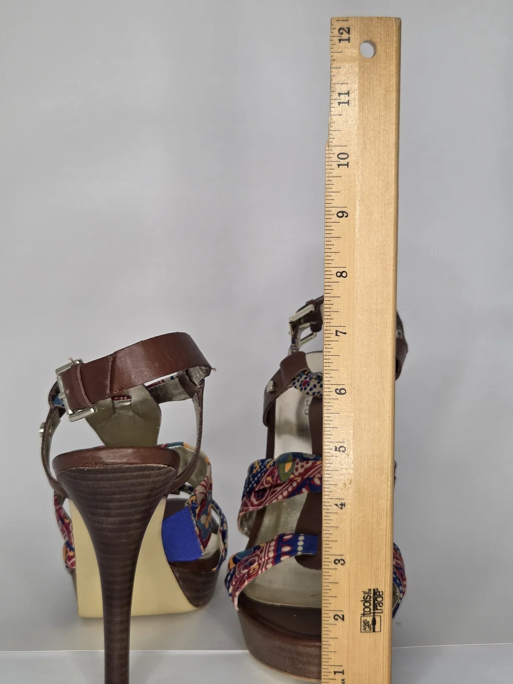 GUESS Kaedi Brown Leather Multi Floral Fabric Platform Sandals Heels